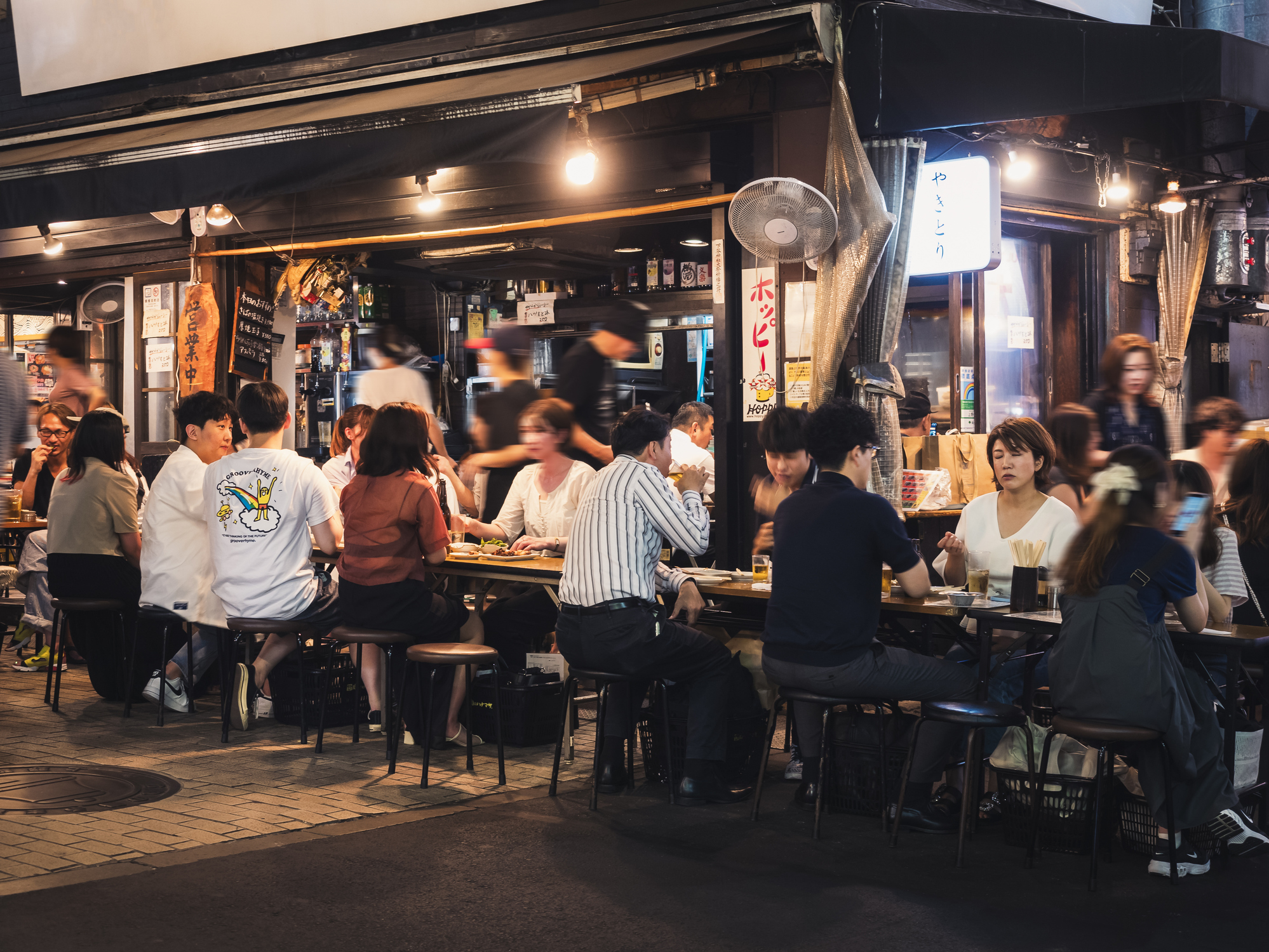 幅広い客層による集客力とリピーターの多さ